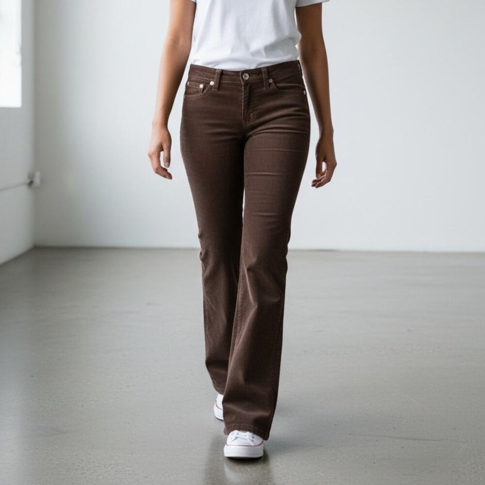 True Religion Becca Low Rise Boot Cut Earth Brown Corduroy  Pants 29